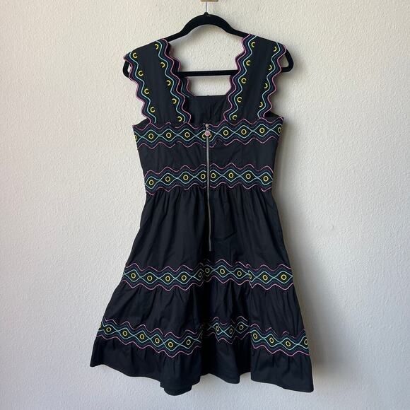Celia B Umi Embroidered Mini Dress in Black Size S - Picture 3 of 7